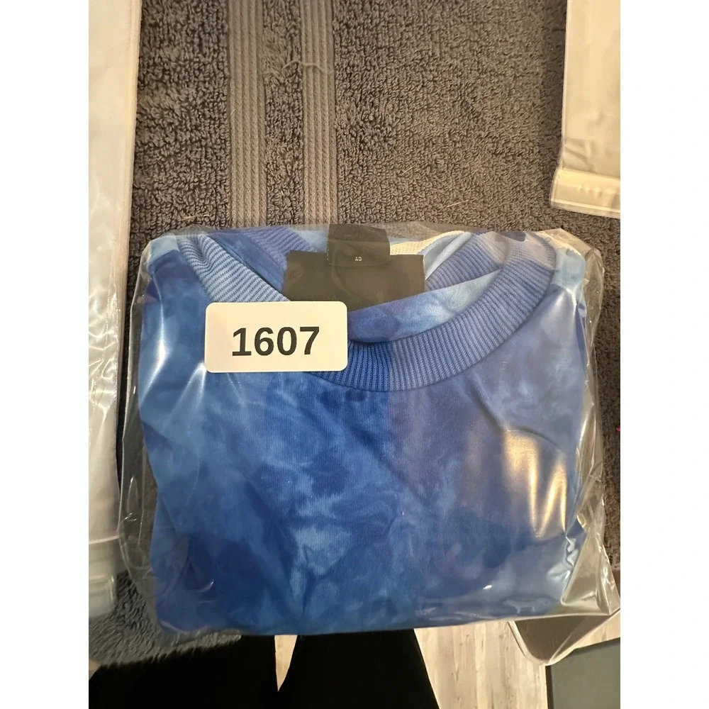 Adidas Pharrell Williams Hu Tie Dye T-Shirt Mens Large Blue 3-Stripe CW9102 2018